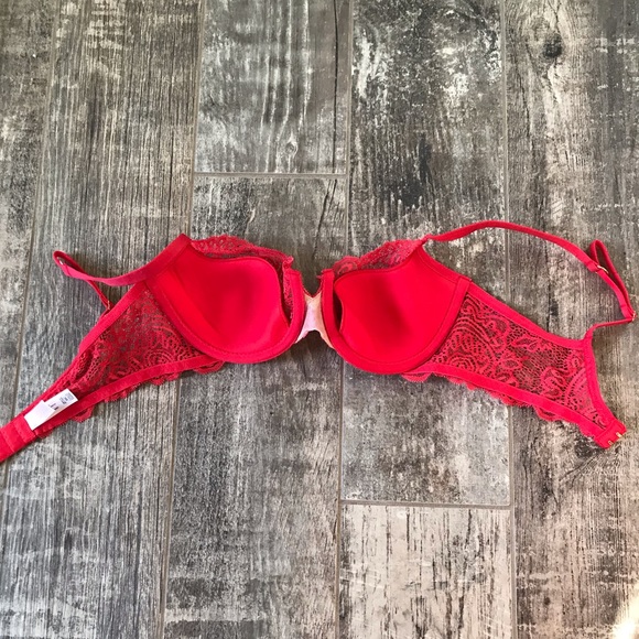 Victoria’s Secret VerySexy Demi Lined Bra 34C - Picture 5 of 7